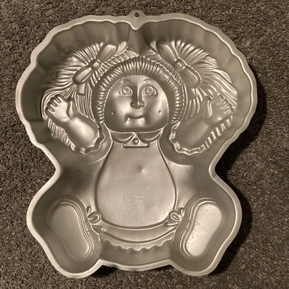 Cabbage Patch Kids cake pan Vintage 1984 EUC